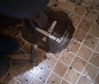 金坛卫生间漏水维修公司为您分享下卫生间渗水如何处理及注意事项